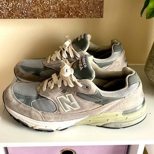 Men’s New Balance 993 Snaeakers